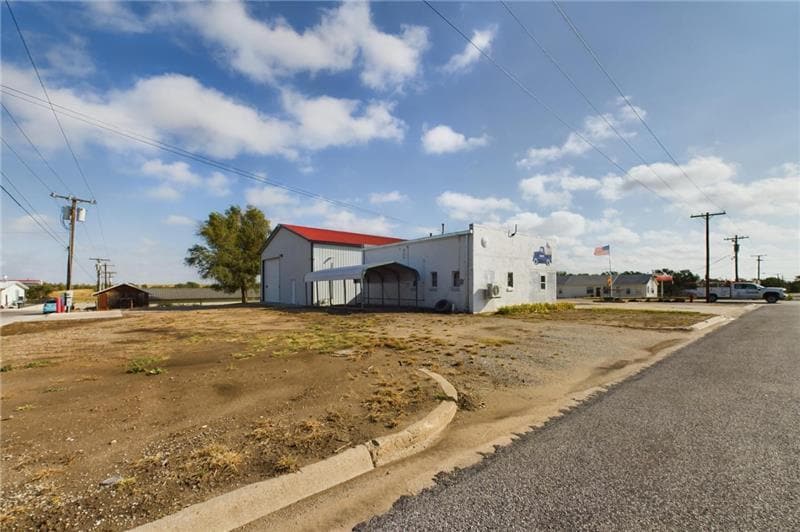 More Photos Of 221 Main St, Jetmore Auto Repair For Sale