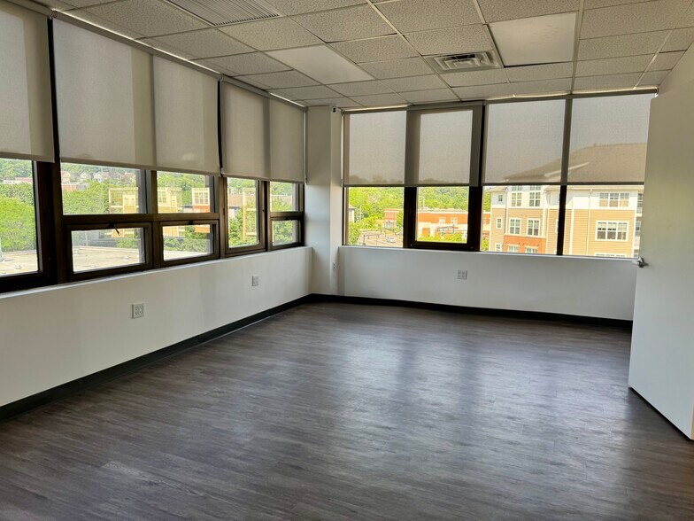 More Photos Of 24 Belden Ave, Norwalk Apartments For Lease