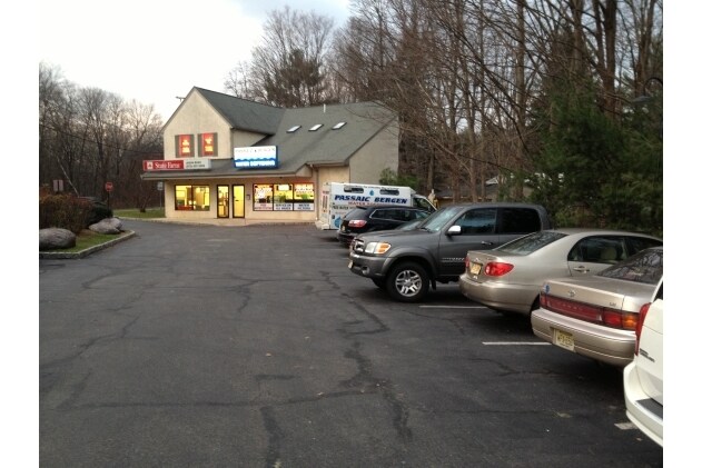 More Photos Of 2850 N Route 23, Newfoundland General Retail For Lease