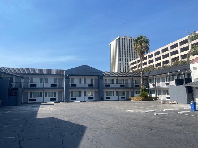 More Photos Of 2127 Inyo St, Fresno Hotel For Sale