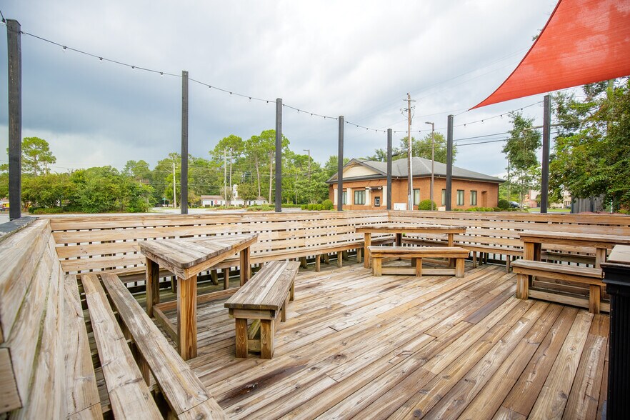 More Photos Of 1903 Baytree Pl, Valdosta Restaurant For Sale