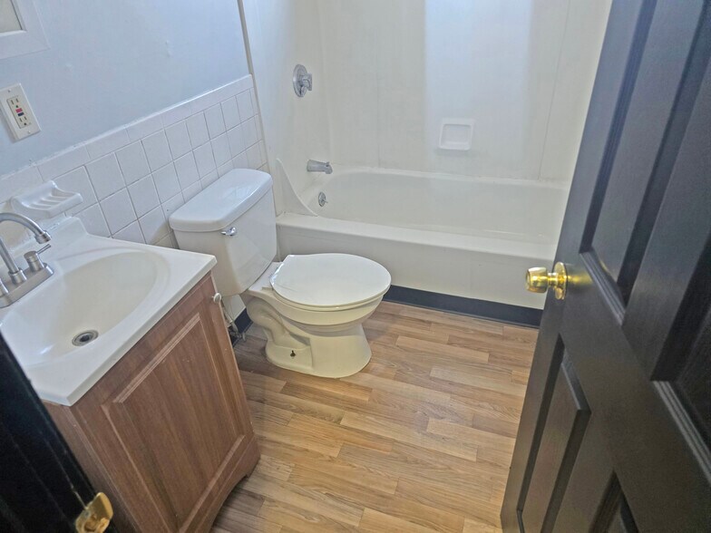 More Photos Of 81-85 Walnut St, Springfield Multifamily For Sale