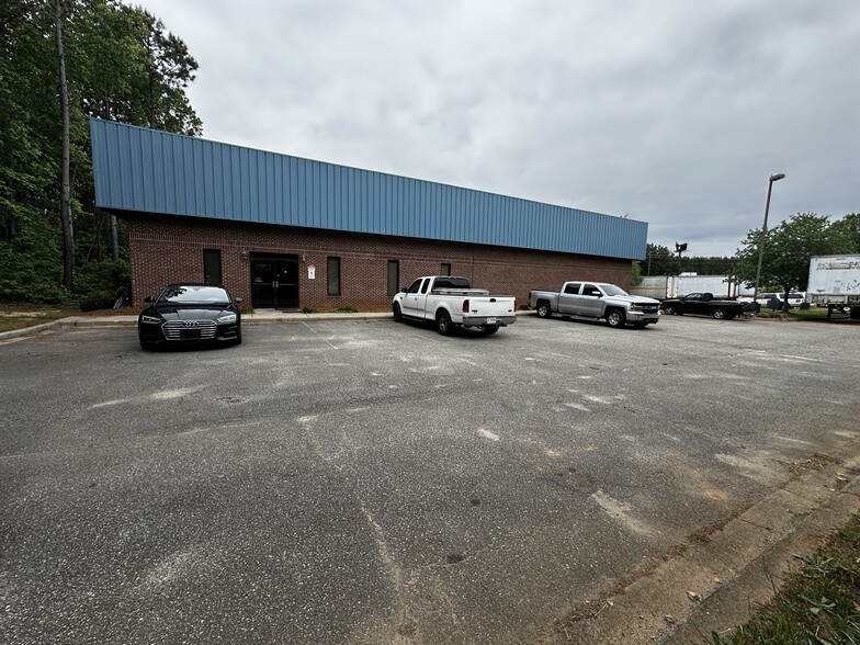 More Photos Of 191 Clear Springs Ct, Greer Warehouse For Sale