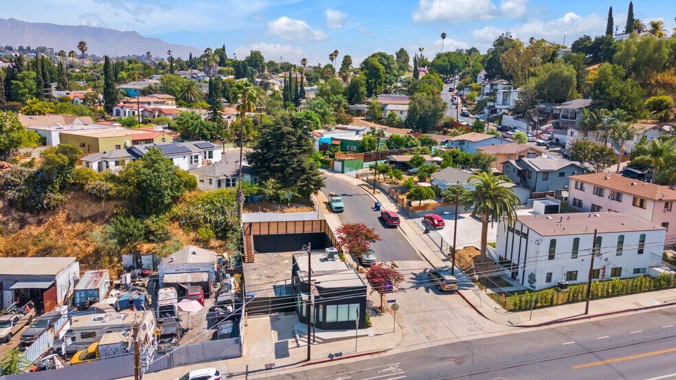 More Photos Of 768 N Avenue 50, Los Angeles Storefront Retail Office For Sale