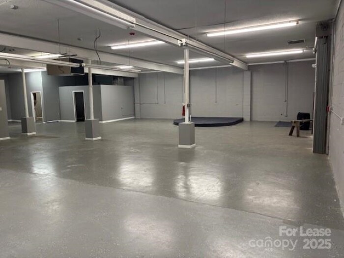 More Photos Of 907 Bessemer City Rd, Gastonia Light Manufacturing For Sale