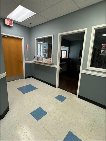 More Photos Of 645 Roy Wilkins Ave, Louisville Medical For Lease