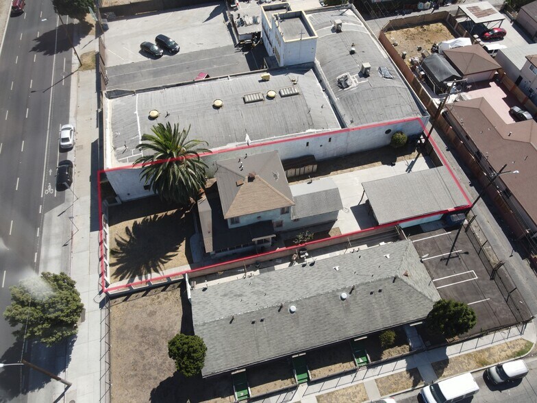 More Photos Of 10505 S Vermont Ave, Los Angeles Shelter For Sale