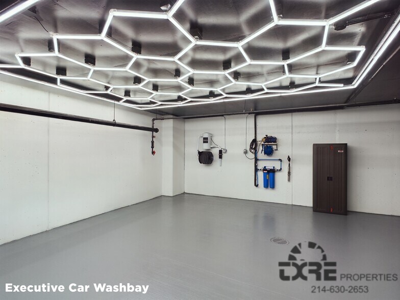 More Photos Of 12400 Coit Rd, Dallas Office For Lease