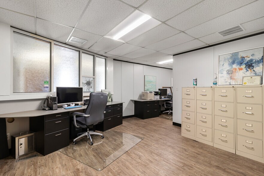 More Photos Of 279 N Main St, Kilmarnock General Retail For Sale