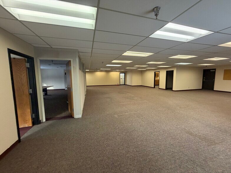 More Photos Of 1301 Huffman Rd, Anchorage Medical For Lease