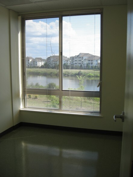 More Photos Of 44355 Premier Plaza, Ashburn Office For Sale