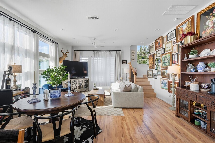 More Photos Of 5647 Live Oak, Dallas Apartments For Sale