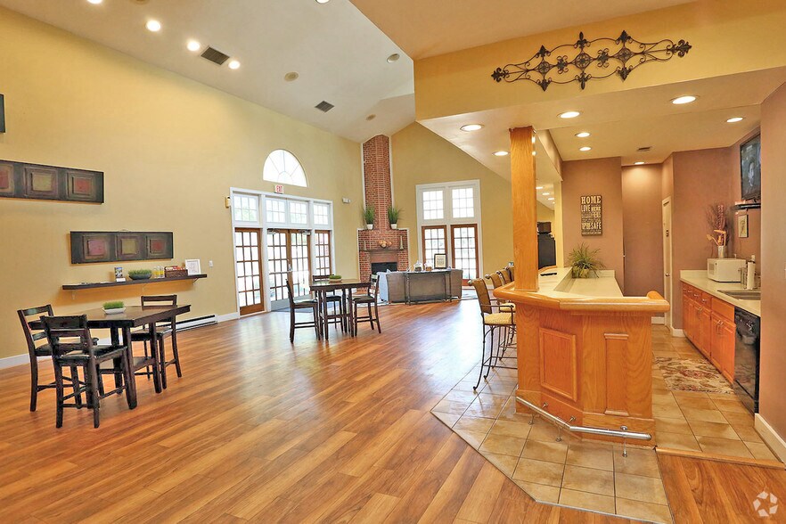 More Photos Of 3001 Reflections Way, Virginia Beach Apartments For Sale