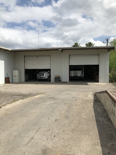 More Photos Of 1120 Produce Rd, Hidalgo Warehouse For Lease