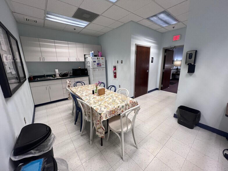 More Photos Of 59 General Warren Blvd, Malvern Medical For Lease