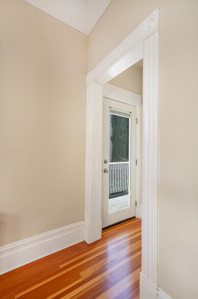 More Photos Of 418 Humboldt St, Santa Rosa Apartments For Sale