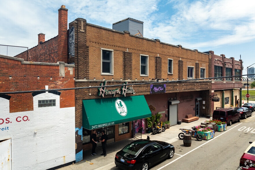 More Photos Of 2462-2472 Riopelle St, Detroit Storefront Retail Office For Sale