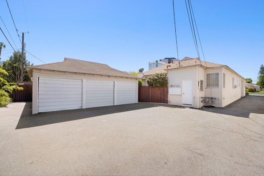 More Photos Of 242 N Cordova St, Burbank Multifamily For Sale