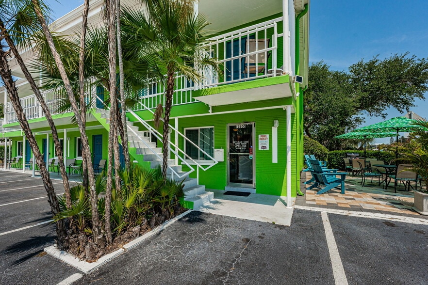 More Photos Of 12100 Gulf Blvd, Treasure Island Hotel For Sale