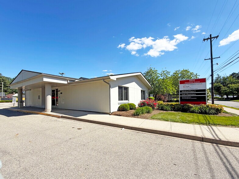 More Photos Of 4331 Churchman Ave, Louisville Medical For Sale