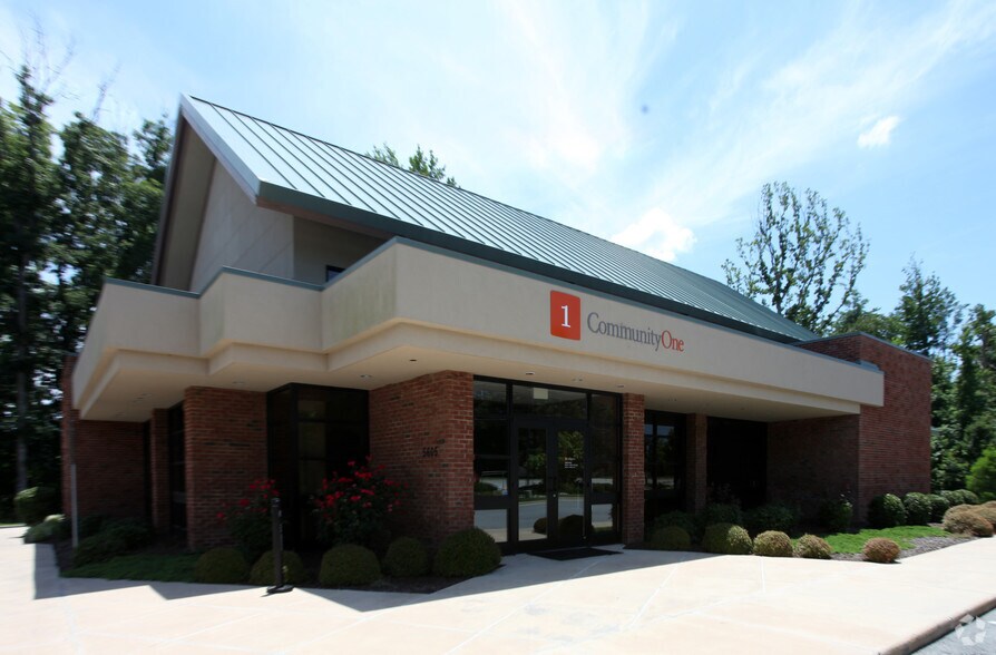 More Photos Of 5605 Hilltop Rd, Jamestown Office For Lease