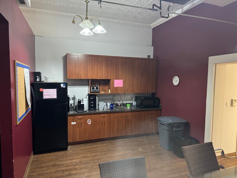 More Photos Of 3642 University Ave, Riverside Office For Lease