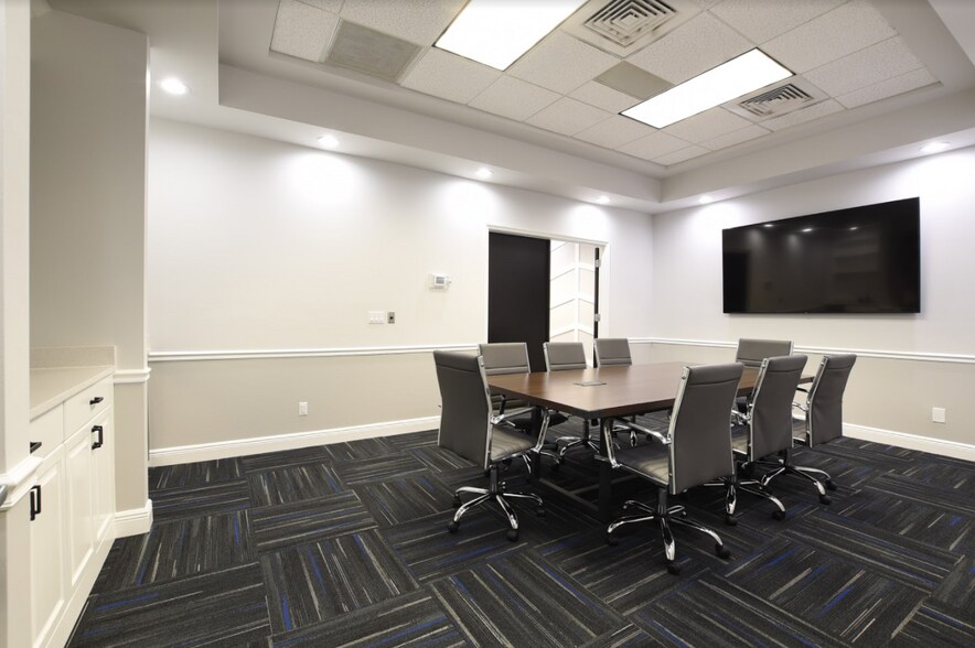 More Photos Of 3820 Colonial Blvd, Fort Myers Medical For Lease