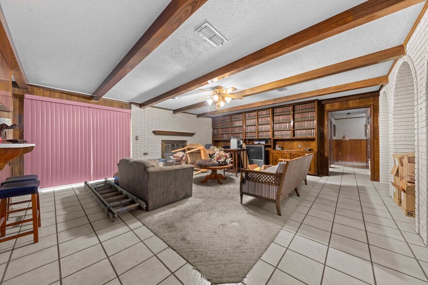 More Photos Of 2302 W Stan Schlueter Loop, Killeen Office For Sale
