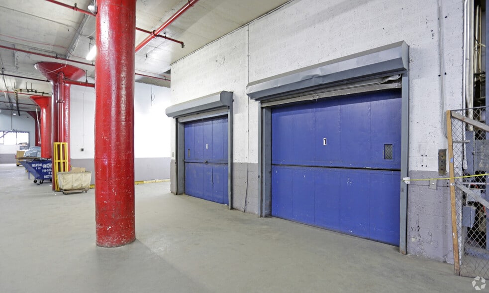 More Photos Of 184-10-184-60 Jamaica Ave, Jamaica Manufacturing For Lease
