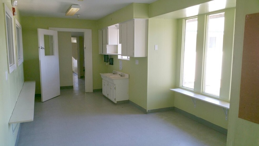 More Photos Of 2506 N Dobson Rd, Chandler Daycare Center For Sale