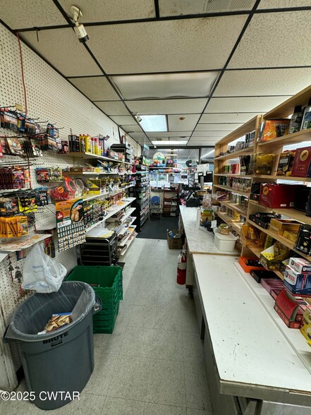 More Photos Of 2115 E Main St, Humboldt Convenience Store For Sale