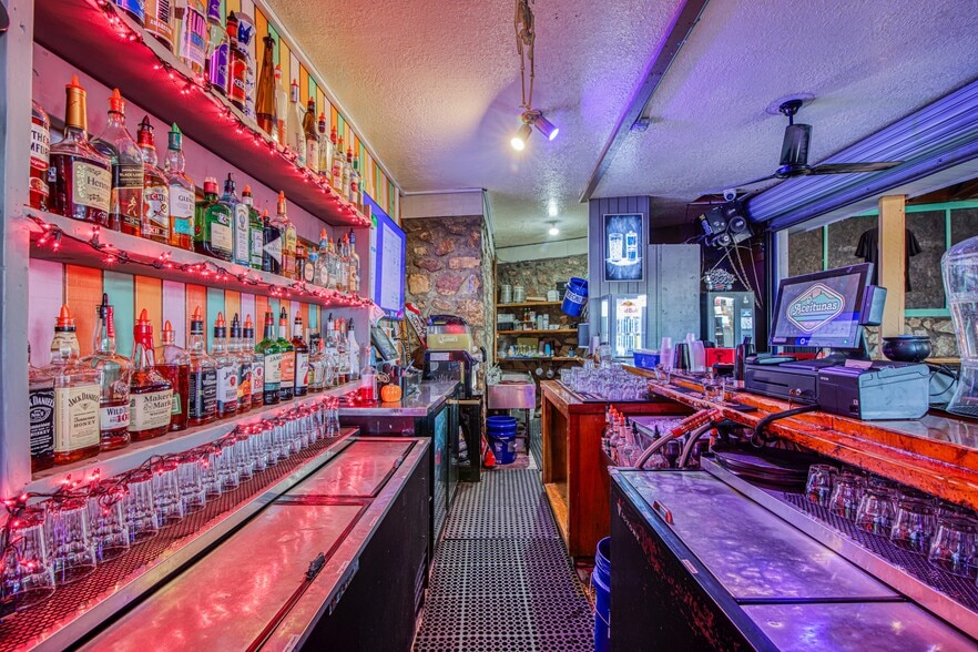 More Photos Of 5200 Doniphan Dr, El Paso Bar For Sale