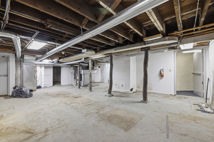 More Photos Of 101 W 9th Ave, Homestead Office For Sale