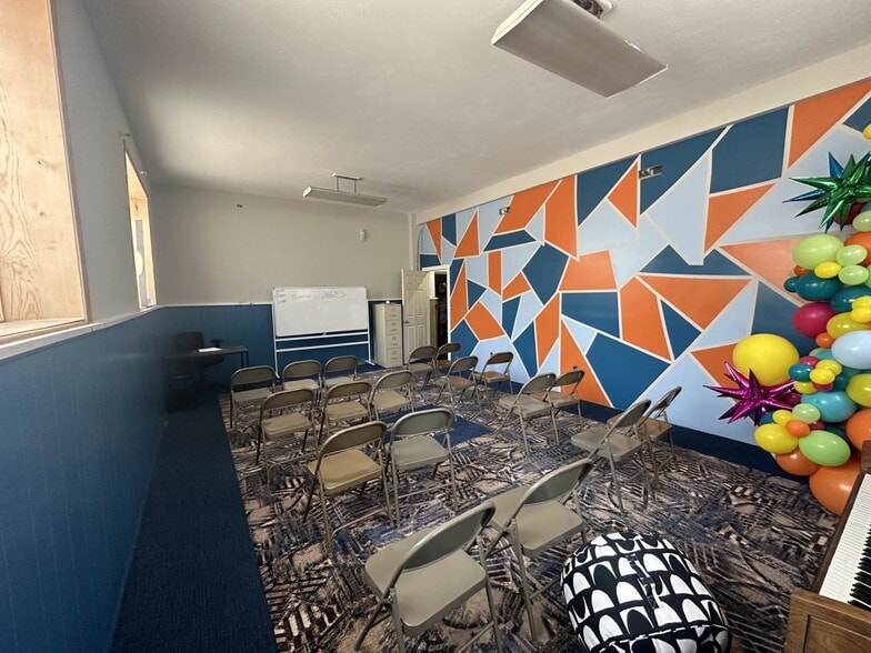More Photos Of 4110 E New York St, Indianapolis Religious Facility For Sale
