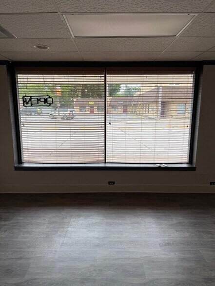 More Photos Of 618-630 W Wisconsin Ave, Appleton Bowling Alley For Sale
