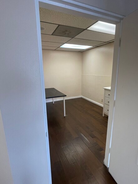 More Photos Of 4550 Kearny Villa Rd, San Diego Office For Sale