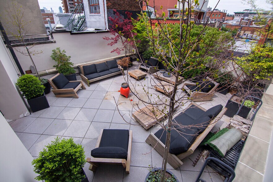 More Photos Of 177 Franklin St, New York Office For Lease