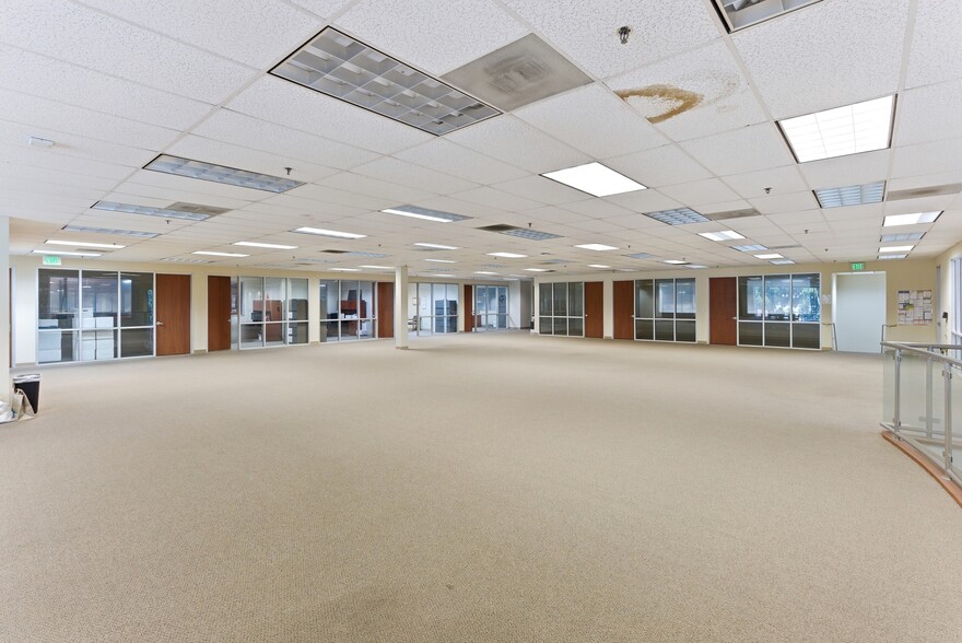 More Photos Of 11700 Monarch St, Garden Grove Warehouse For Sale