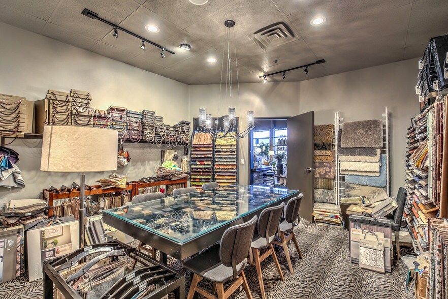 More Photos Of 4855 W Nevso Dr, Las Vegas Office For Sale