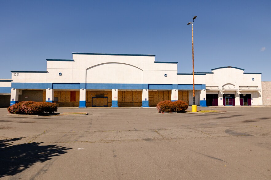 More Photos Of 2357-2411 Northgate Blvd, Sacramento Unknown For Lease