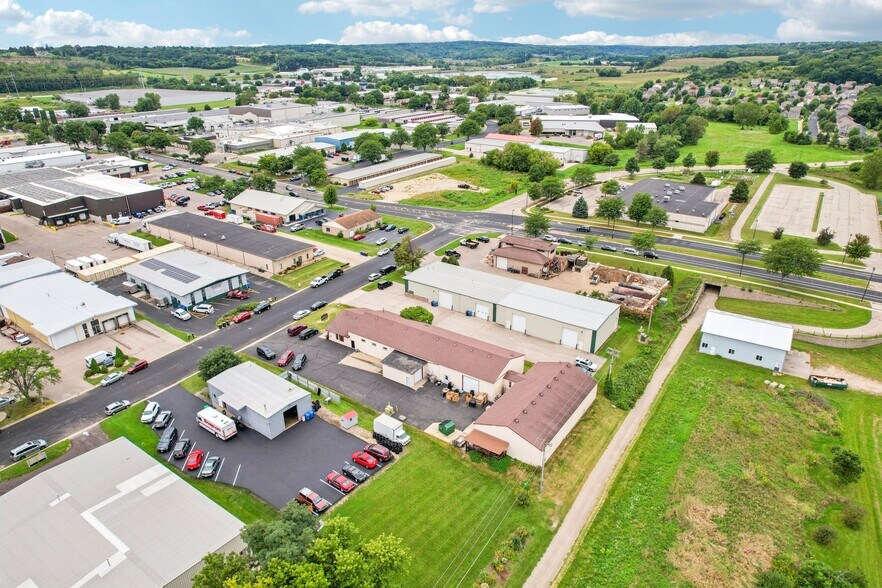 More Photos Of 8612 Fairway Pl, Middleton Warehouse For Sale