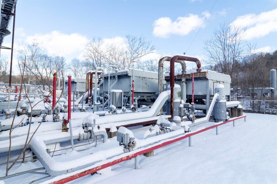 More Photos Of 141 Elm Dr, Waynesburg Specialty For Sale