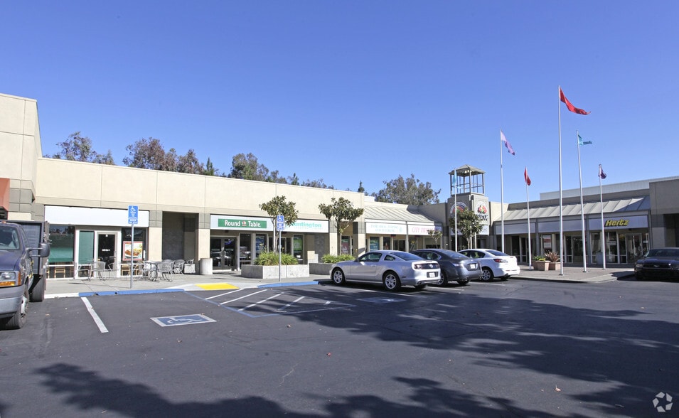More Photos Of 4855 Hopyard Rd, Pleasanton Freestanding For Lease