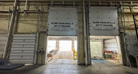 More Photos Of 15401 Industrial Dr, Schoolcraft Warehouse For Lease