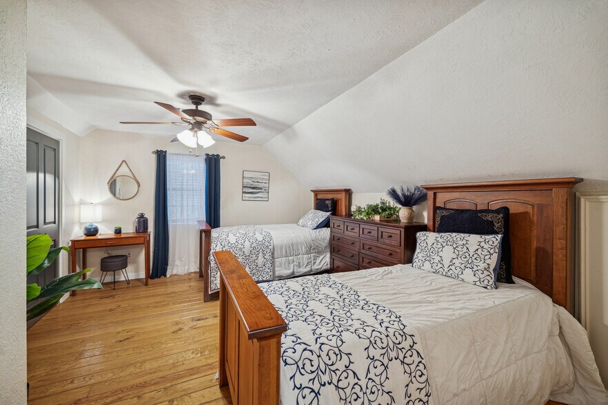 More Photos Of 21538 Mueschke Rd, Tomball Lodge Meeting Hall For Sale