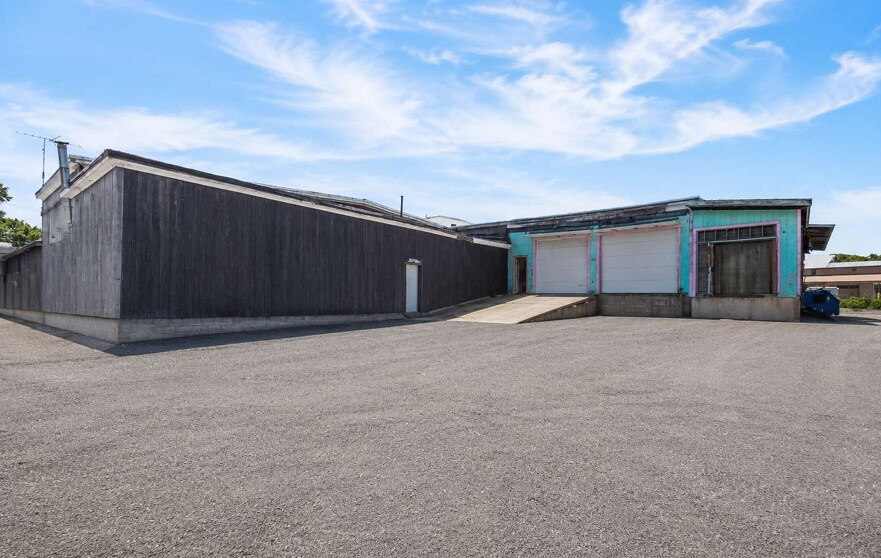More Photos Of 17 Hayward St, Ipswich Manufacturing For Lease