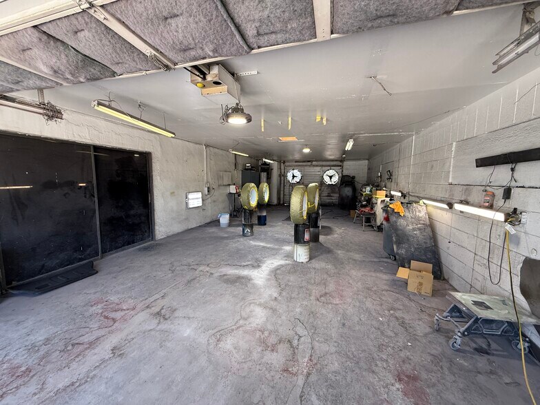 More Photos Of 8326 Alameda Ave, El Paso Auto Repair For Sale