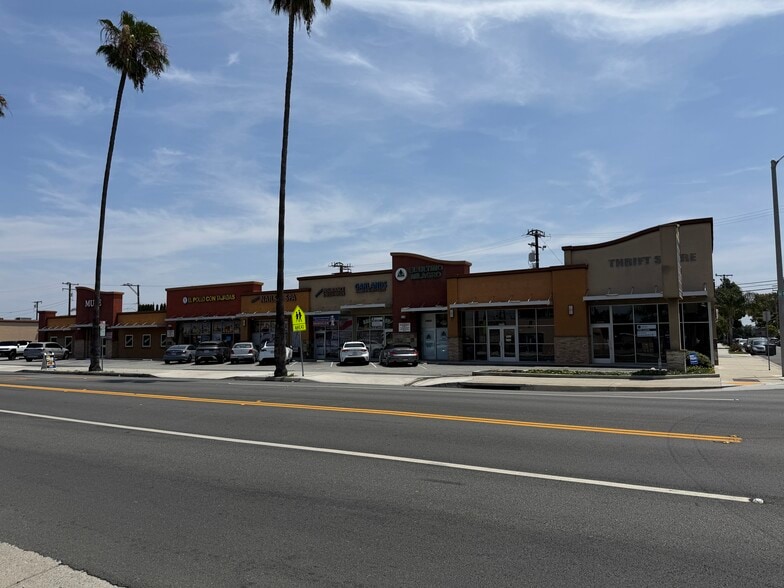 More Photos Of 21600-21624 Norwalk Blvd, Hawaiian Gardens Unknown For Lease