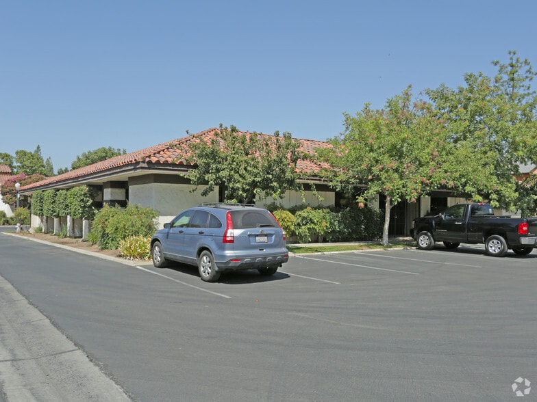 More Photos Of 5150 N 6th St, Fresno Medical For Sale