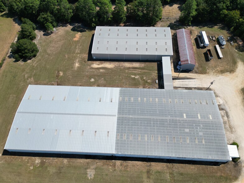 More Photos Of 281 Industrial Blvd, Bishopville Warehouse For Lease